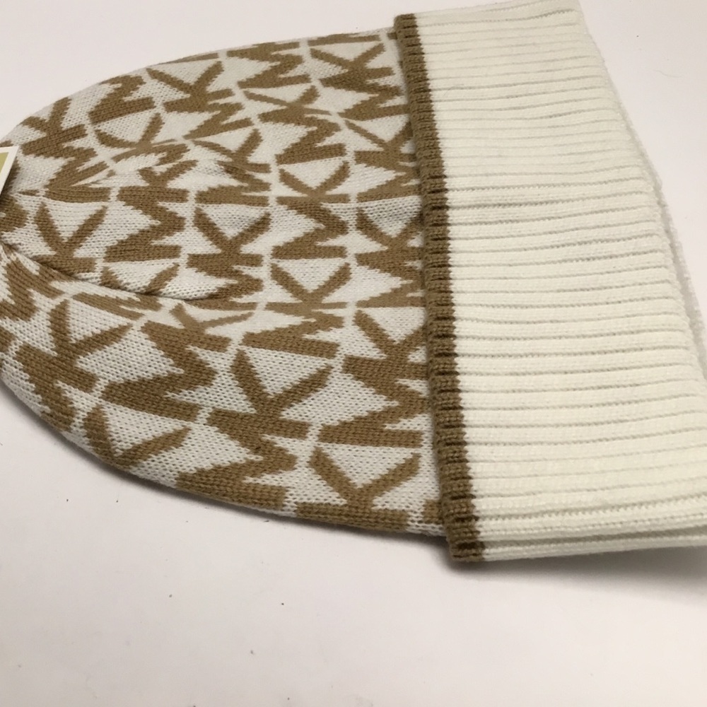 Authentic Michael Kors hat - Picture 7 of 8